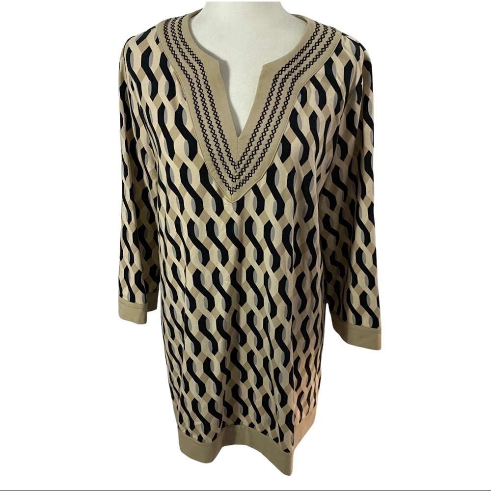 C Wonder V-Neck Patterned Tunic Top - image 1